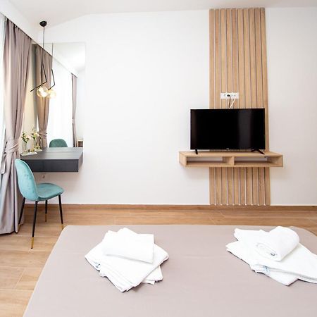 Apartments Sirena - Modern Stay With Free Parking 布德瓦 外观 照片