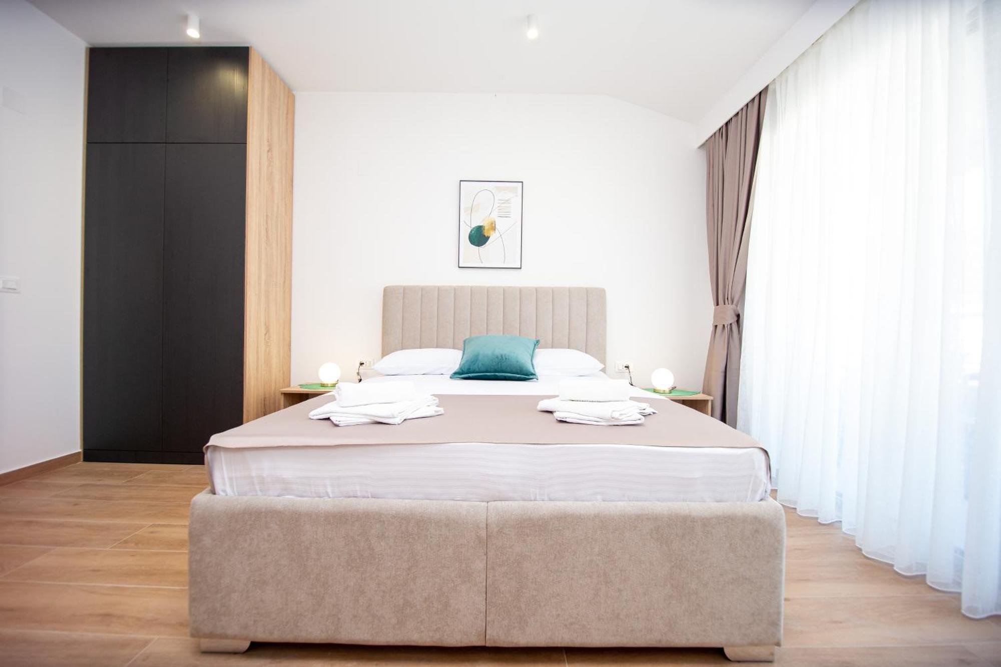 Apartments Sirena - Modern Stay With Free Parking 布德瓦 外观 照片