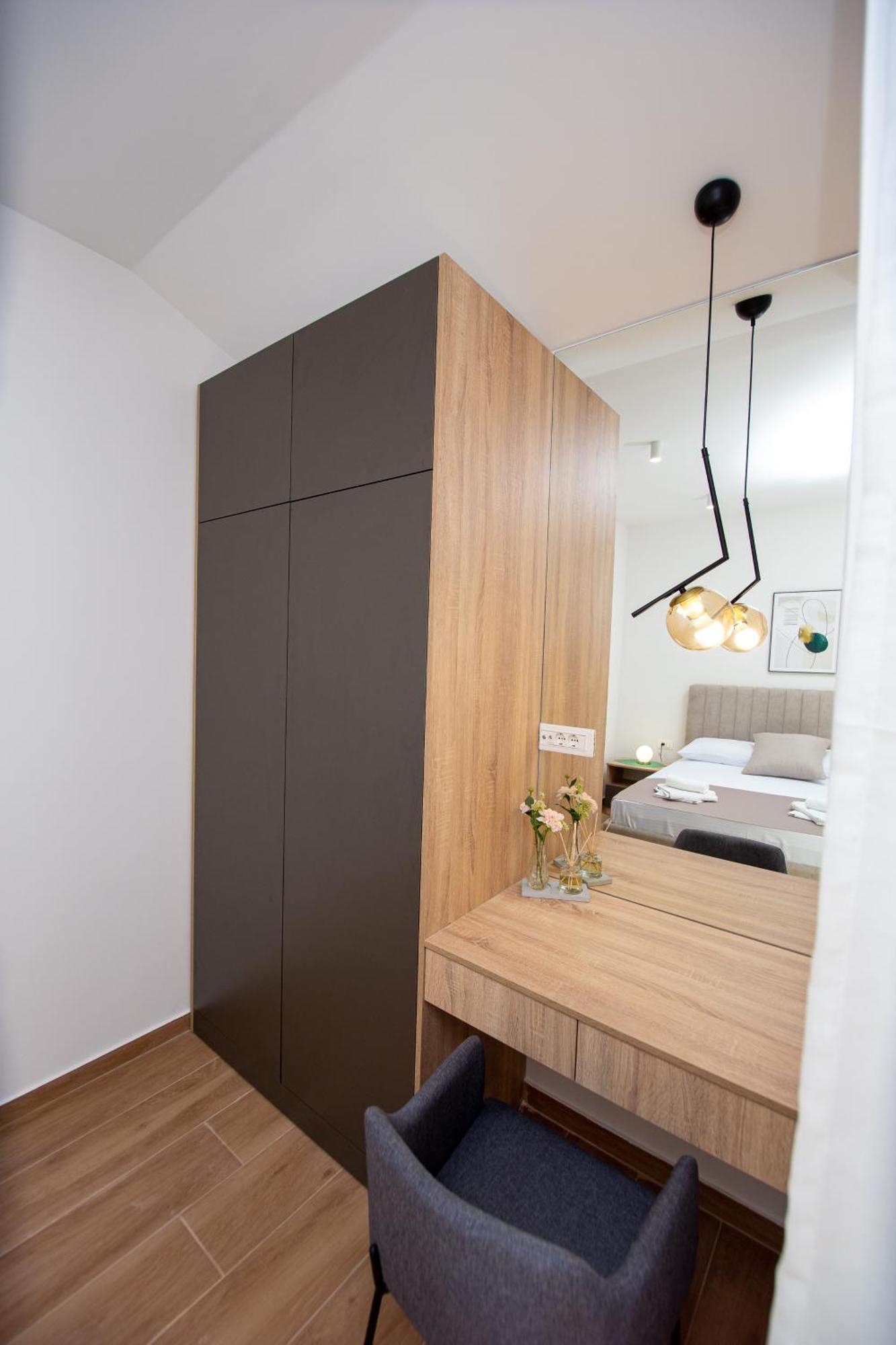 Apartments Sirena - Modern Stay With Free Parking 布德瓦 外观 照片
