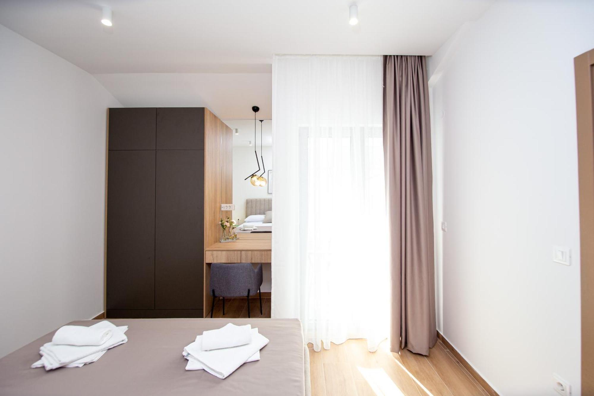Apartments Sirena - Modern Stay With Free Parking 布德瓦 外观 照片
