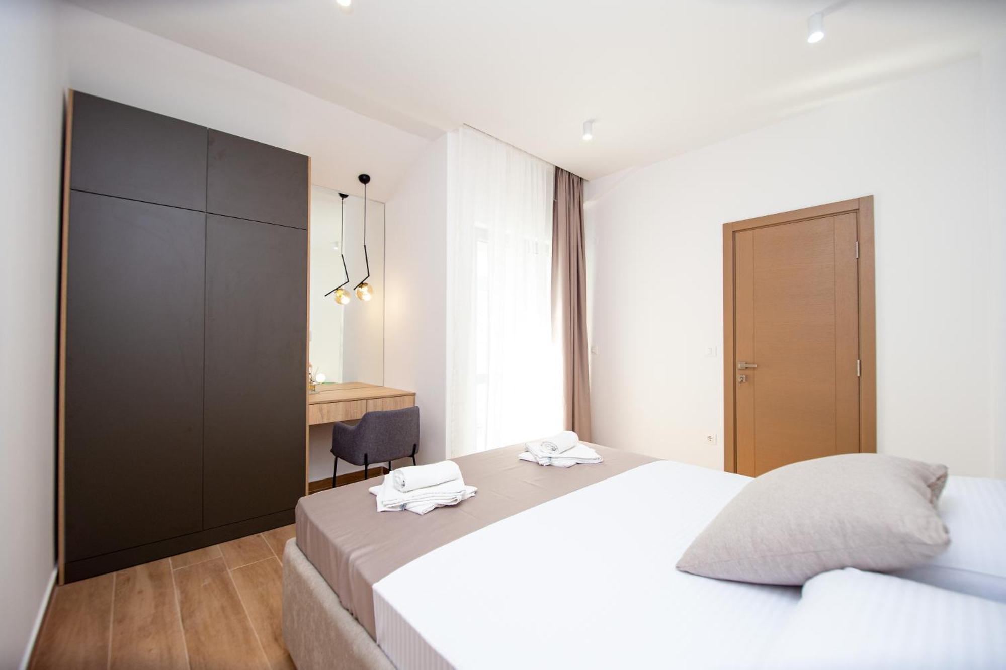 Apartments Sirena - Modern Stay With Free Parking 布德瓦 外观 照片