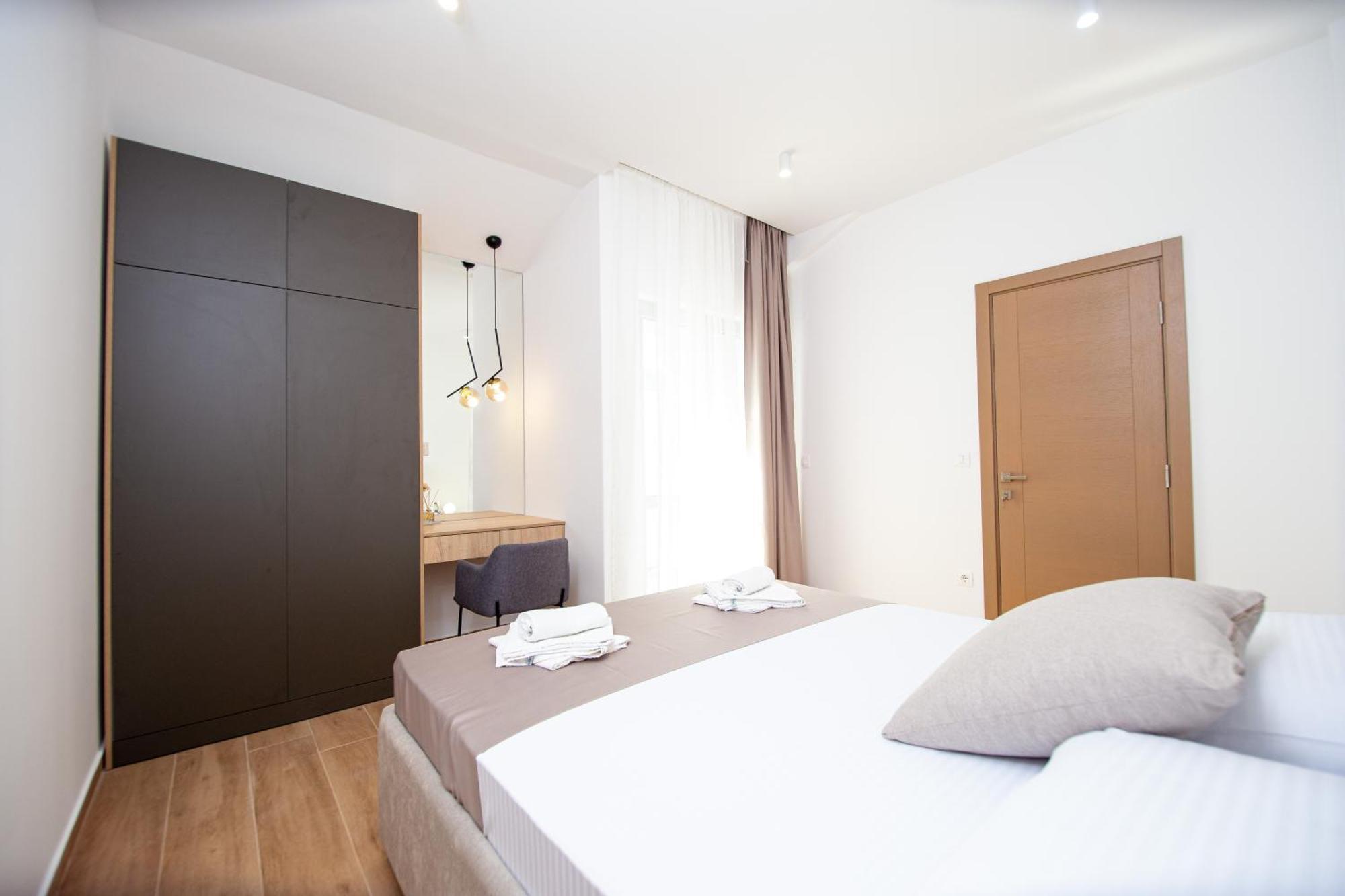 Apartments Sirena - Modern Stay With Free Parking 布德瓦 外观 照片