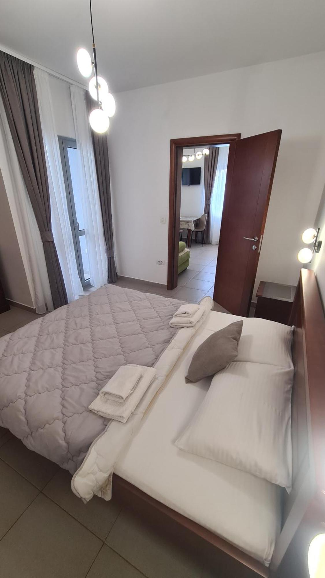 Apartments Sirena - Modern Stay With Free Parking 布德瓦 外观 照片