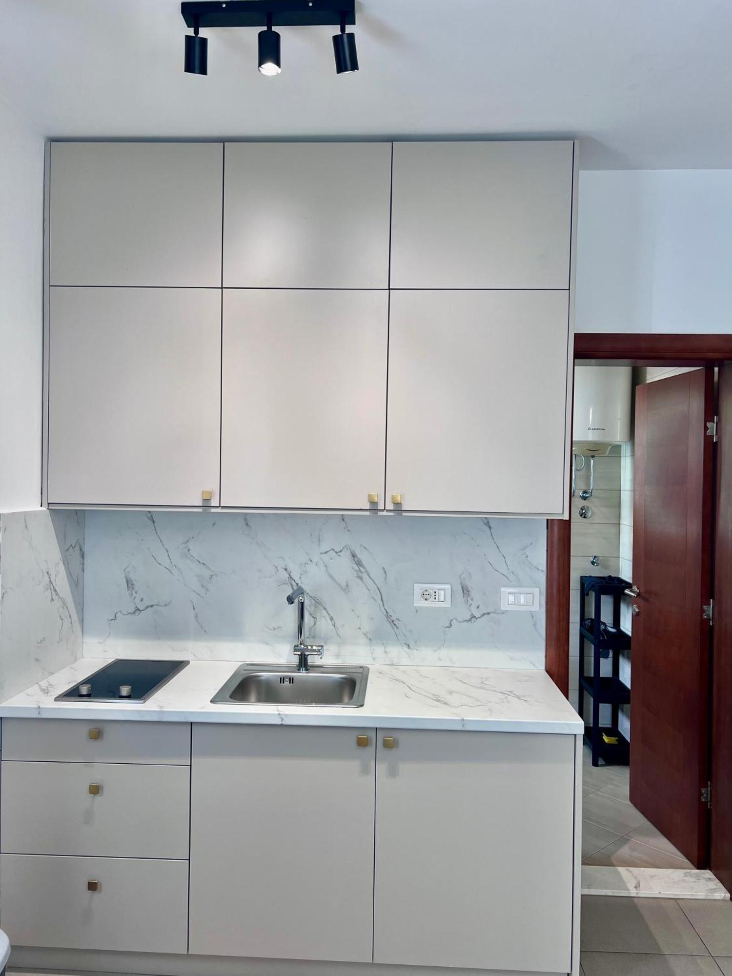 Apartments Sirena - Modern Stay With Free Parking 布德瓦 外观 照片